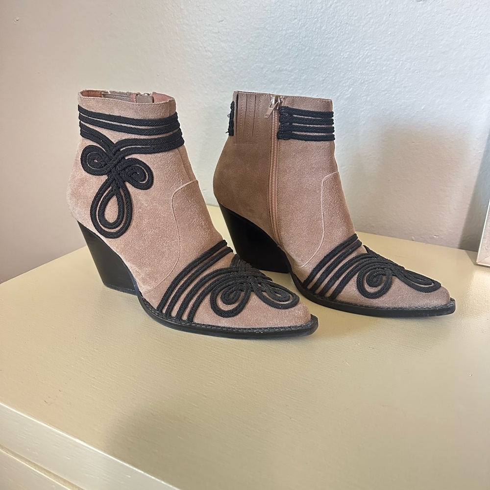 Jeffrey Campbell western booties